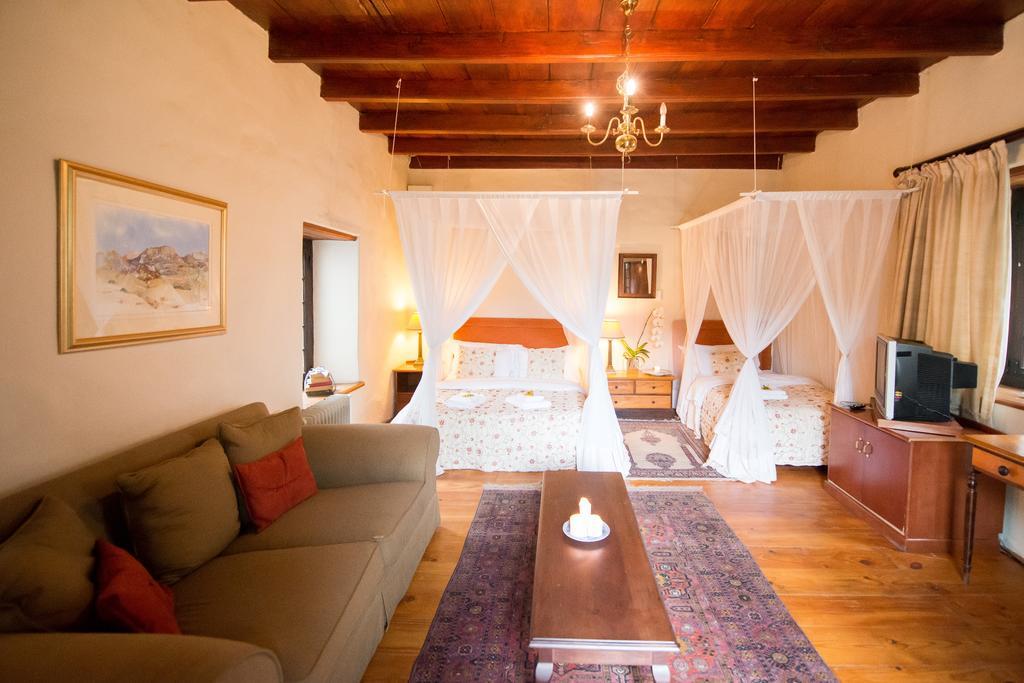 Tulbagh Country Guest House - Cape Dutch Quarters מראה חיצוני תמונה